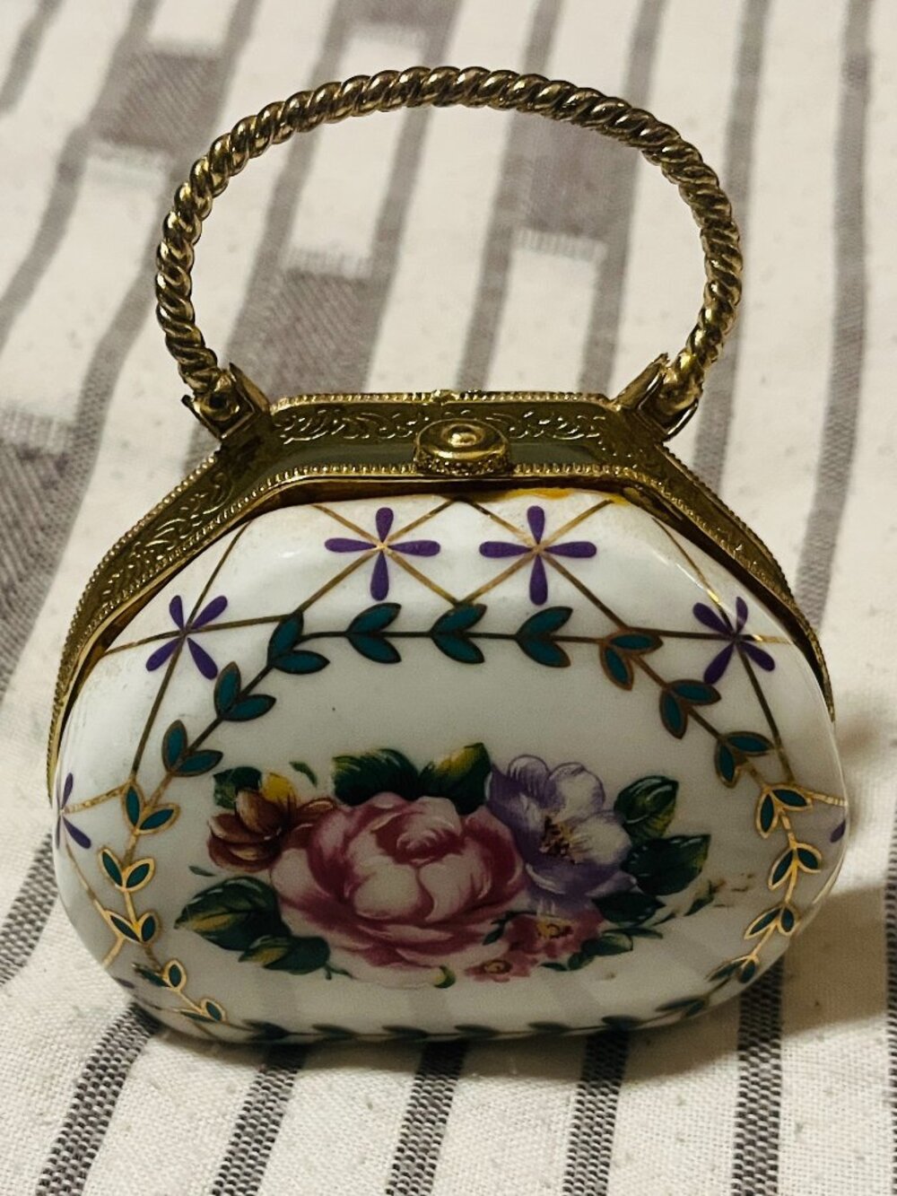Vintage Porcelain Trinket Purse-shaped 'box'